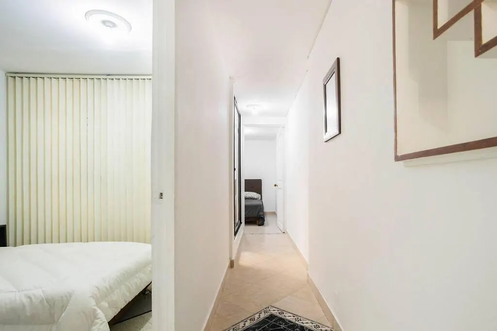 Apartamento En Conquistadores -Medellín 0*,